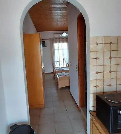 Joanna -apartment Appartement Akharavi