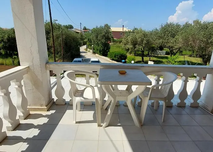 Joanna -apartment Αχαράβη
